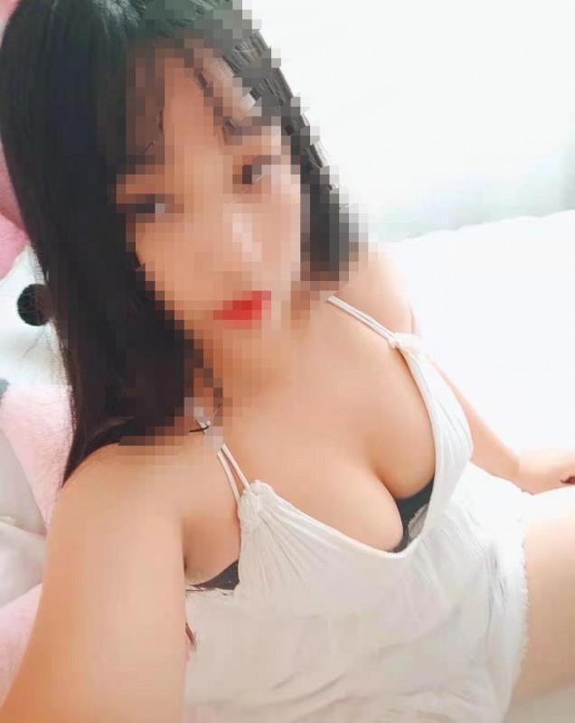 99年的妹子